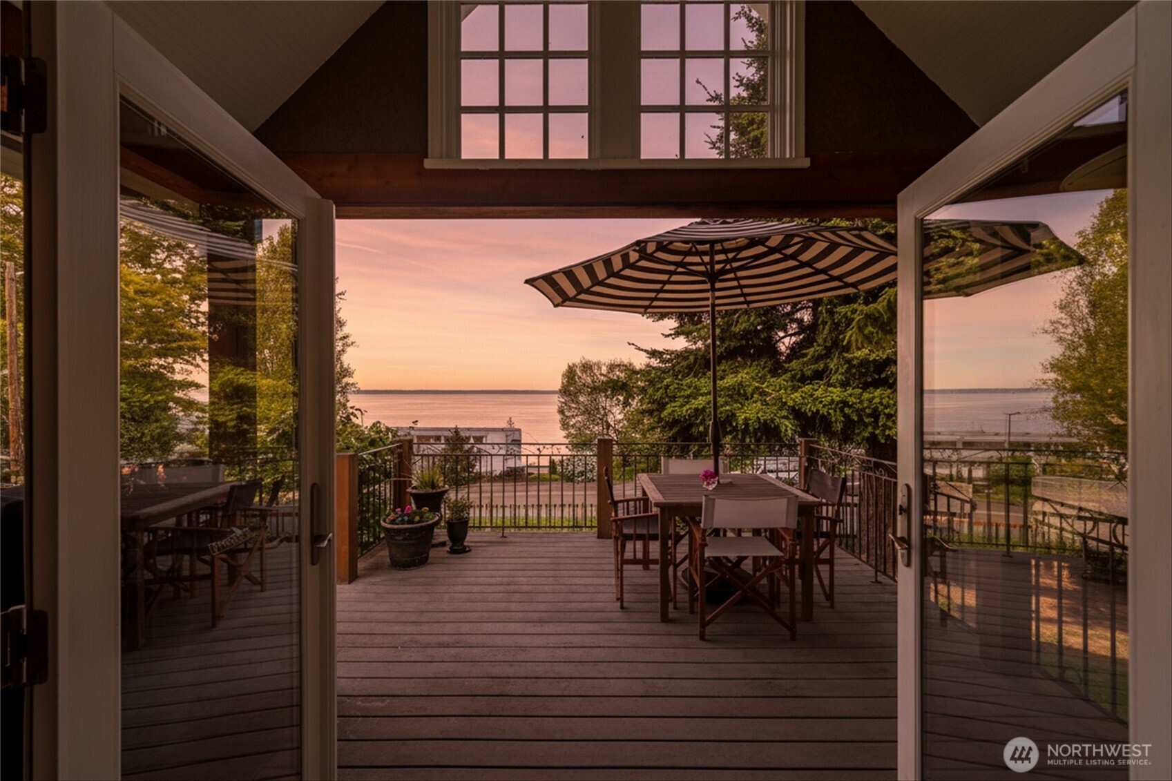 258 North Forest Street Bellingham, WA 98225 - Photo 40 of 40 a view of a patio with a dining table and chairs