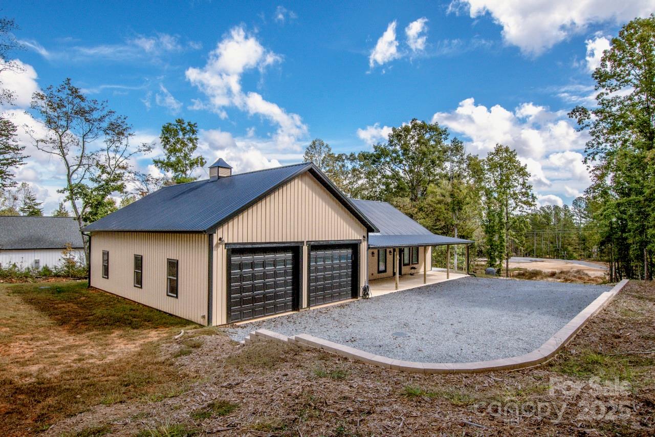 1665 Brown Chapel Road Catawba, NC 28609 - Photo 8 of 29 Gallery Image 8