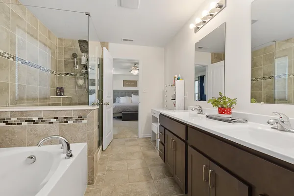 $539,999 | 10990 Isles Avenue, Dyer, IN 46311