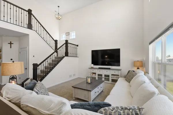 $539,999 | 10990 Isles Avenue, Dyer, IN 46311