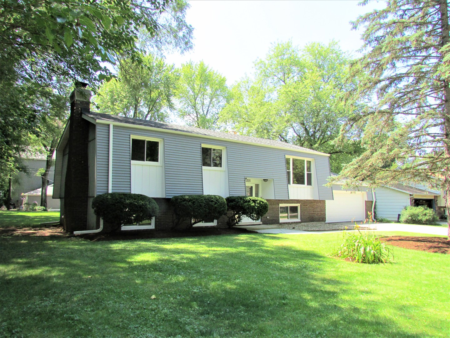 1201 Goodview Avenue Johnsburg, IL 60051 - Photo 43 of 45