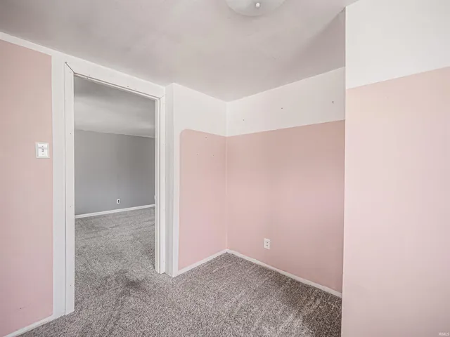 $190,000 | 3727 Stringtown Road, Evansville, IN 47711