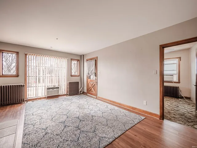 $190,000 | 3727 Stringtown Road, Evansville, IN 47711