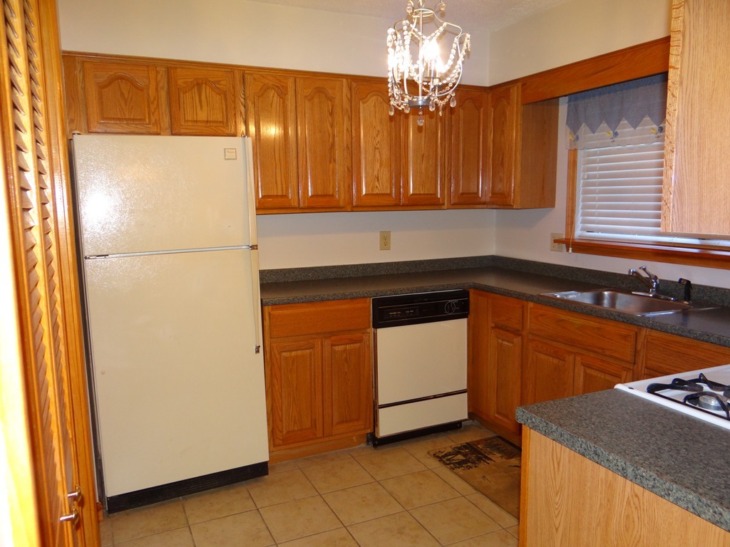 468 Island Street, Unit 468 Stoughton, MA 02072 - Photo 7 of 19