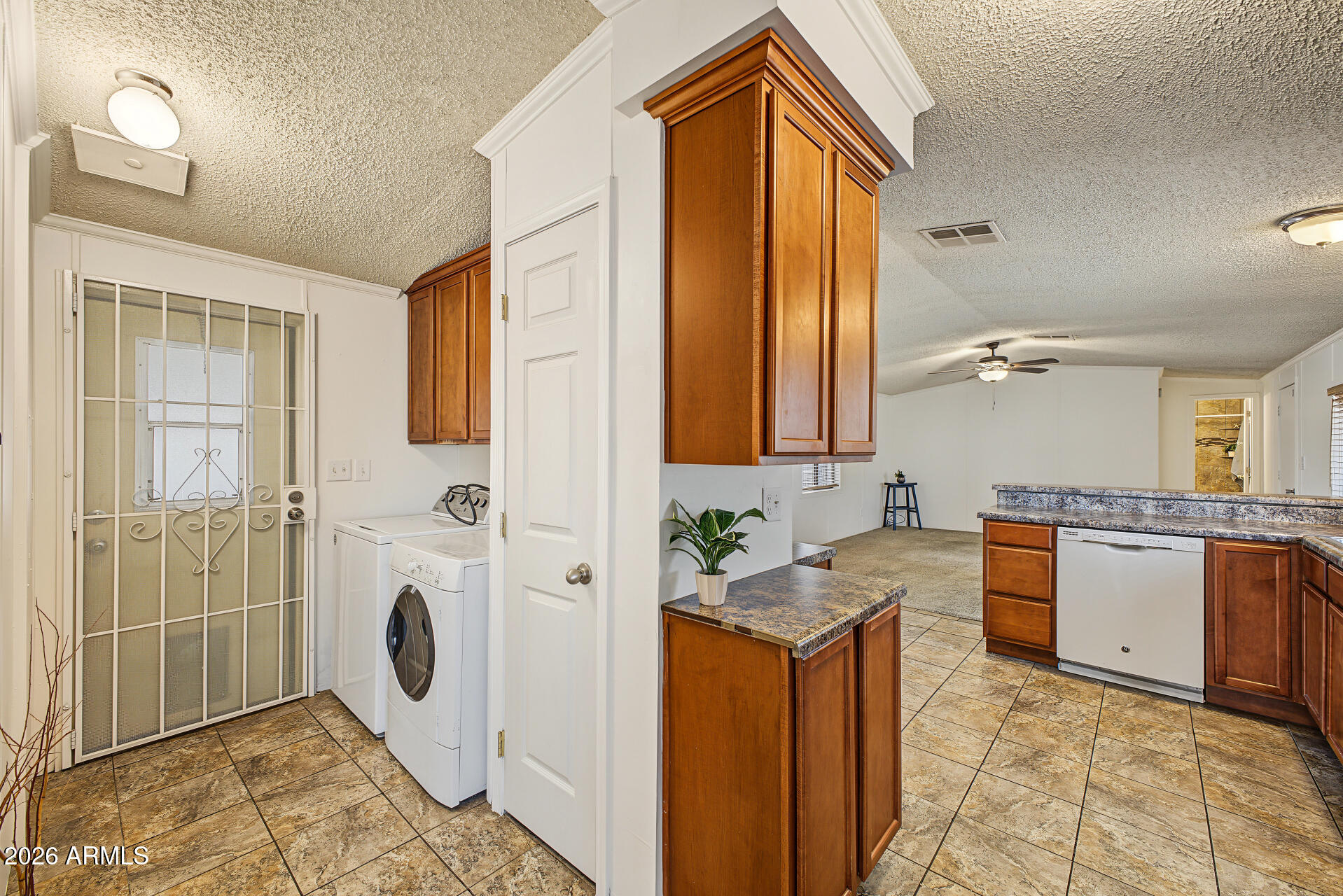 757 North Dapple Road Apache Junction, AZ 85119 - Photo 9 of 26 15-Dapple