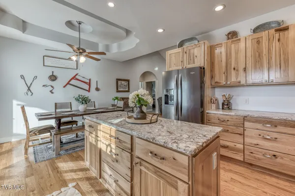 $930,000 | 139 Jay Armentrout Road, Jonesborough, TN 37659