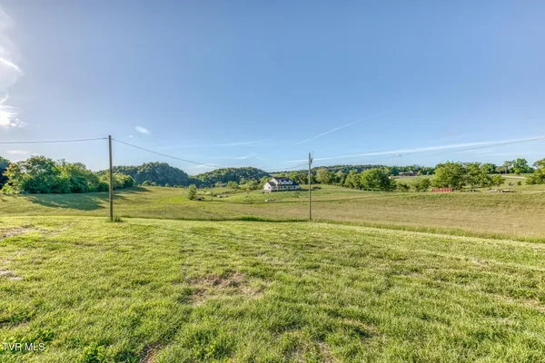 $930,000 | 139 Jay Armentrout Road, Jonesborough, TN 37659