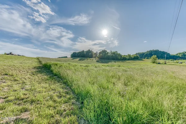 $930,000 | 139 Jay Armentrout Road, Jonesborough, TN 37659