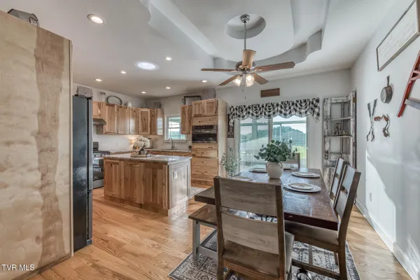 $930,000 | 139 Jay Armentrout Road, Jonesborough, TN 37659