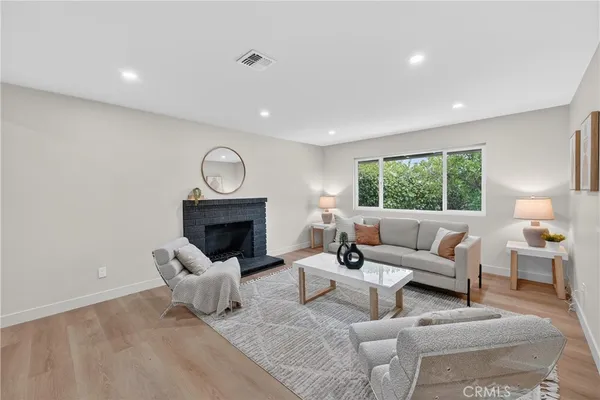 $1,099,000 | 833 North Oceanbluff Avenue, San Dimas, CA 91773