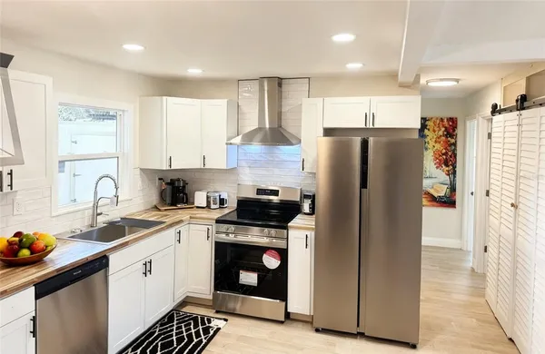 $1,950 | 903 King Street, Plant City, FL 33563