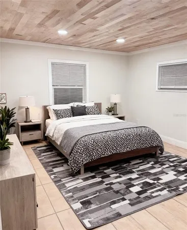 $1,950 | 903 King Street, Plant City, FL 33563