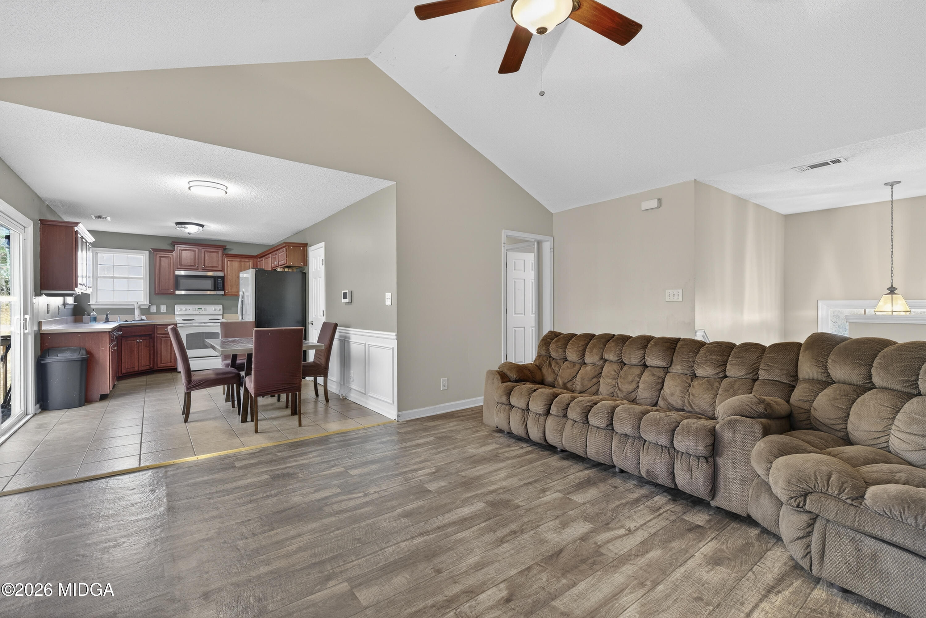 226 Amy Lane Gray, GA 31032 - Photo 12 of 46 a living room with furniture and kitchen view