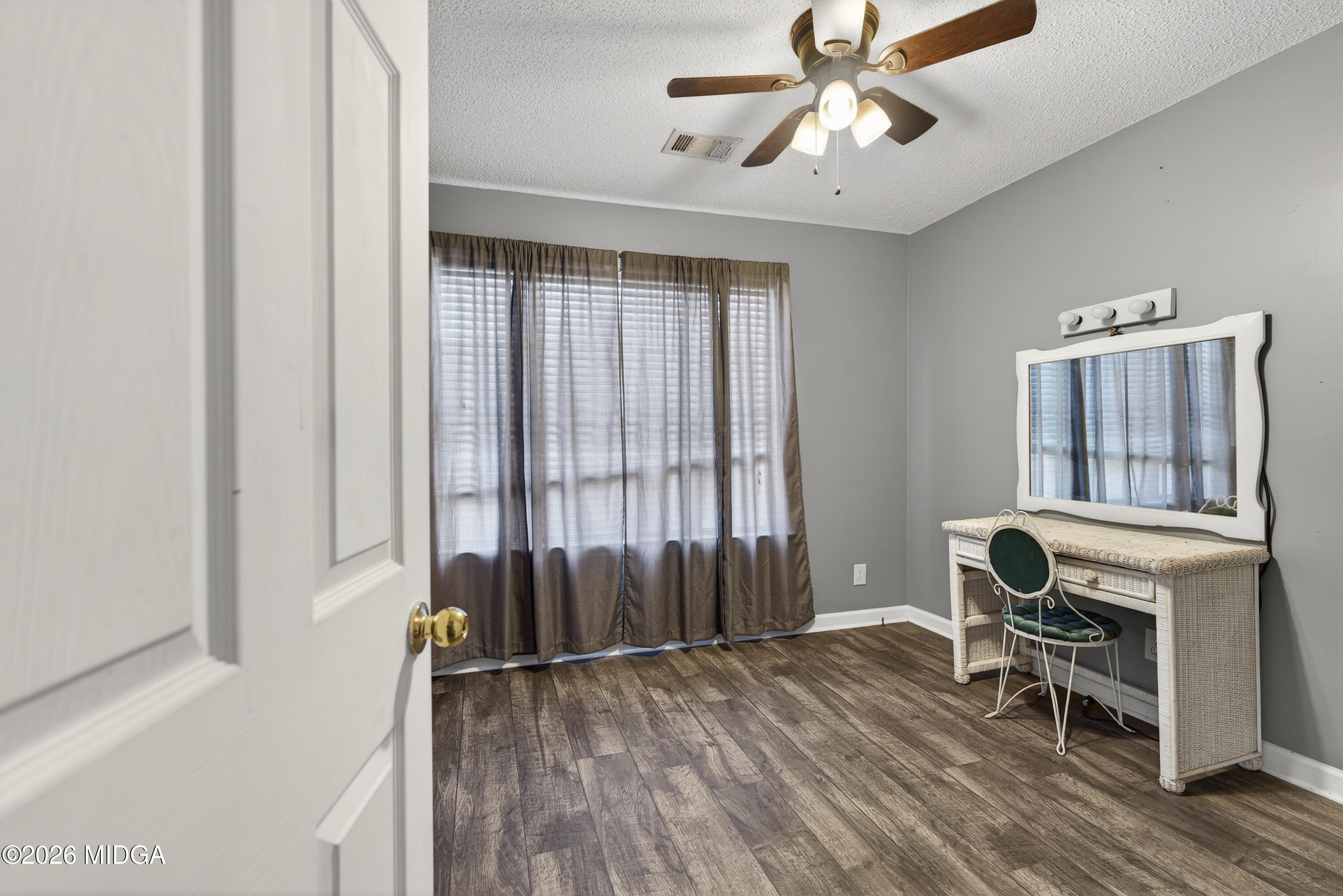 226 Amy Lane Gray, GA 31032 - Photo 21 of 46 a view of a room with furniture and a window