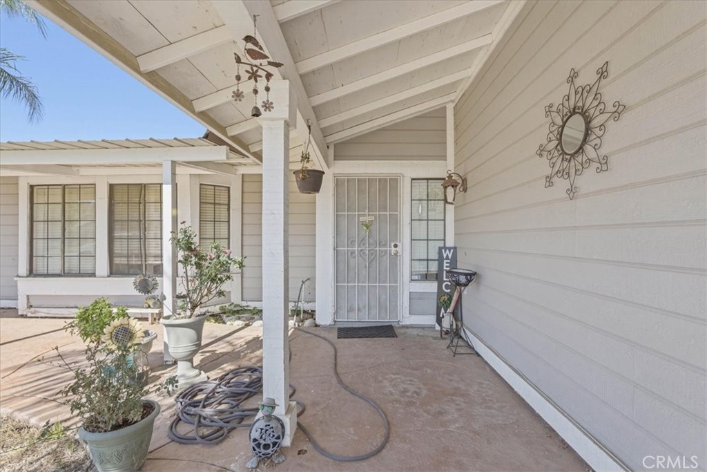 769 Harding Street Hemet, CA 92543 - Photo 3 of 23