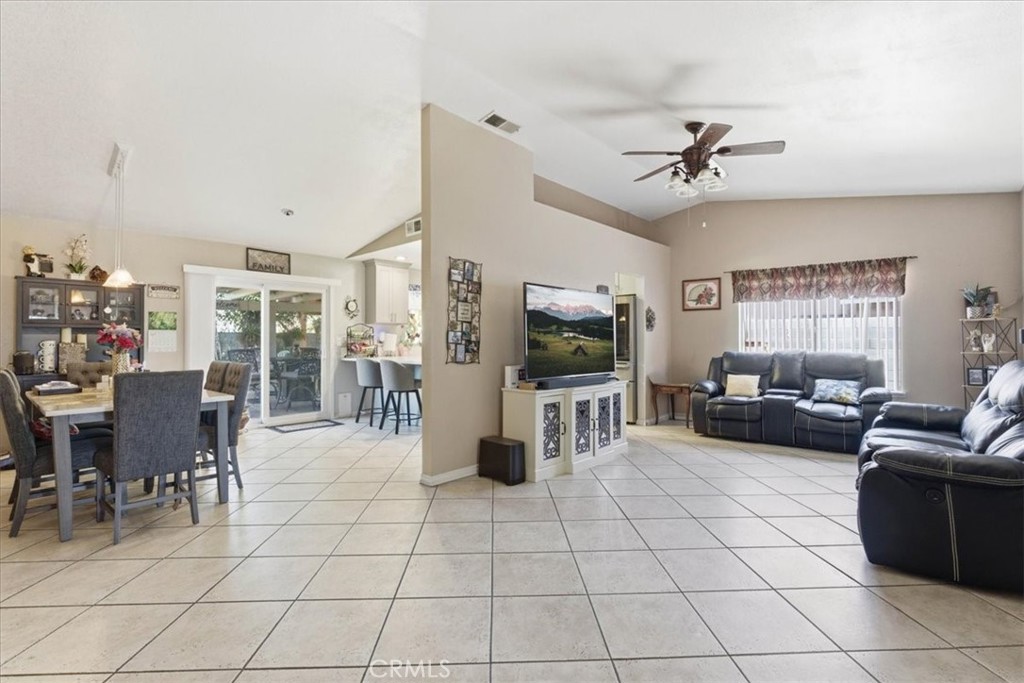 769 Harding Street Hemet, CA 92543 - Photo 6 of 23