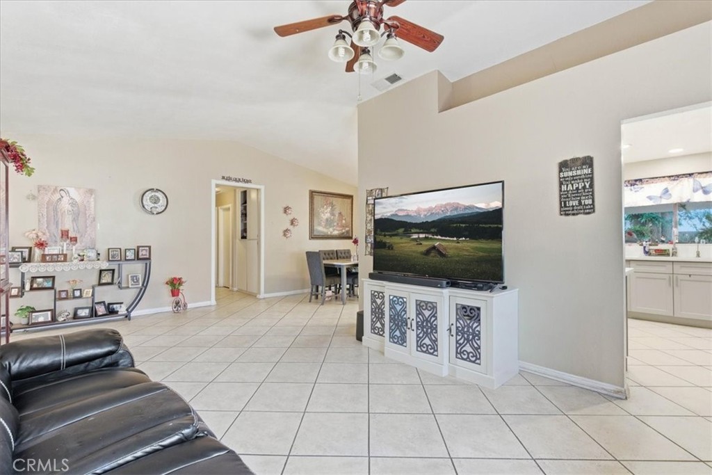 769 Harding Street Hemet, CA 92543 - Photo 7 of 23