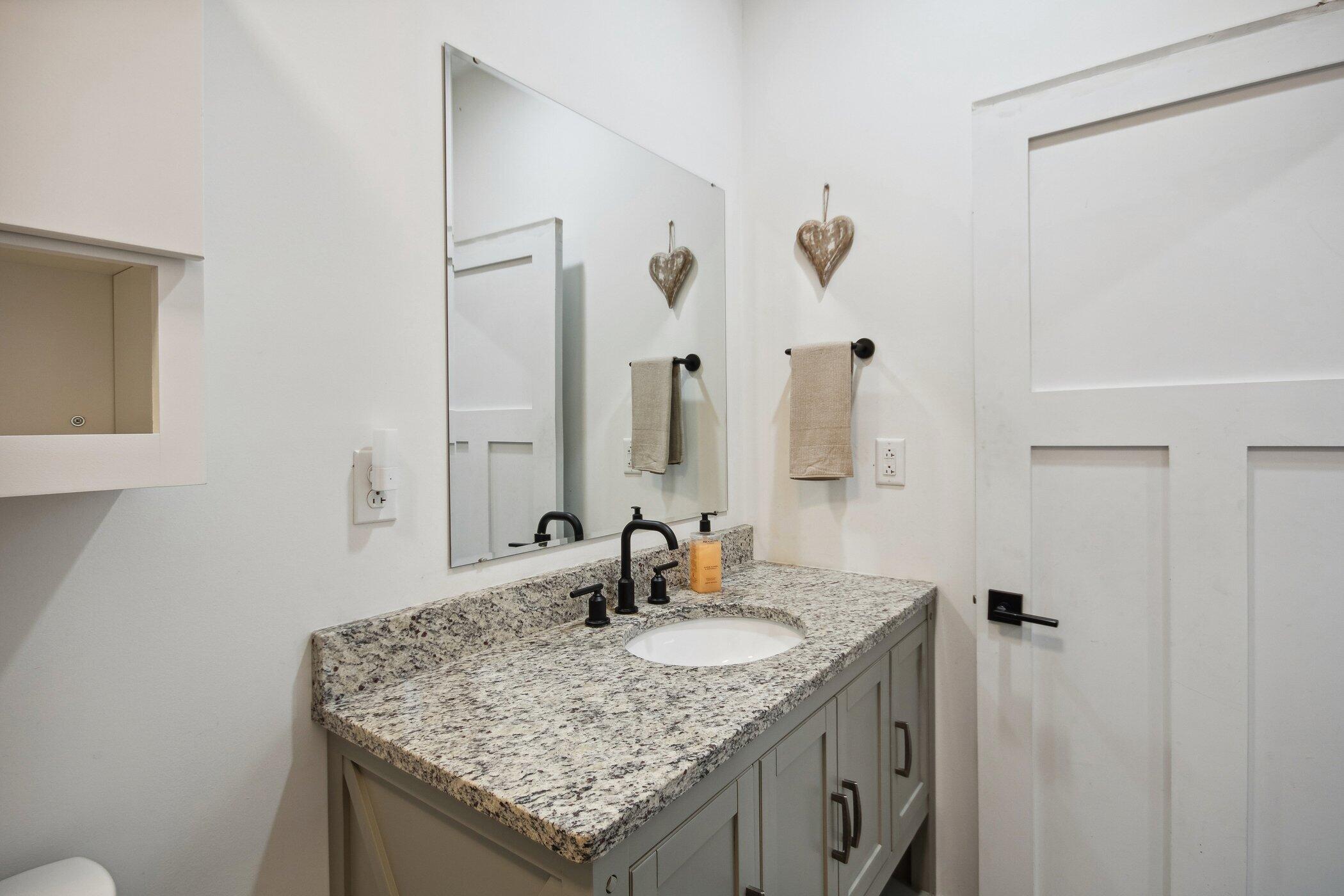 5304 Squires Manor Road Jackson, MI 49201 - Photo 12 of 26 5304-Squires-Manor-Rd-WindowStill-03