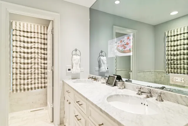 $1,590,000 | 135 South Maywood Road, Lake Forest, IL 60045