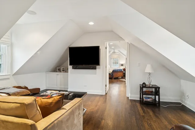 $1,590,000 | 135 South Maywood Road, Lake Forest, IL 60045