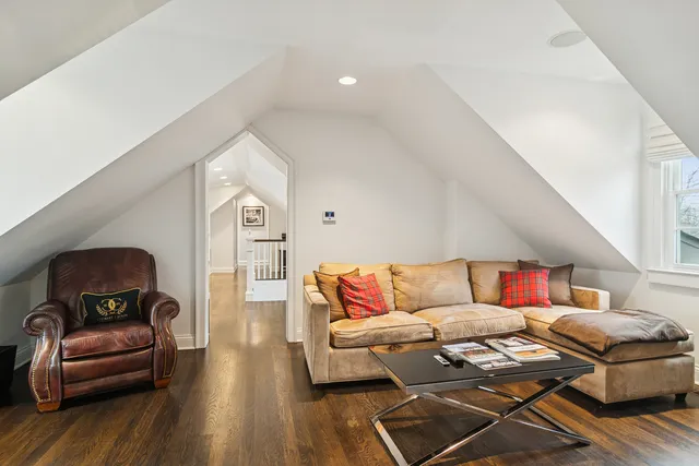 $1,590,000 | 135 South Maywood Road, Lake Forest, IL 60045