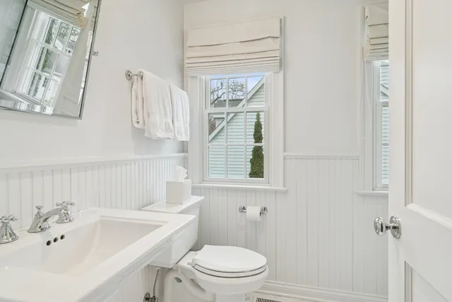 $1,590,000 | 135 South Maywood Road, Lake Forest, IL 60045