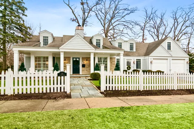 $1,590,000 | 135 South Maywood Road, Lake Forest, IL 60045