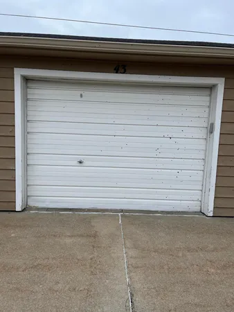 $224,900 | 1660 River Road, Unit 43, Marysville, MI 48040
