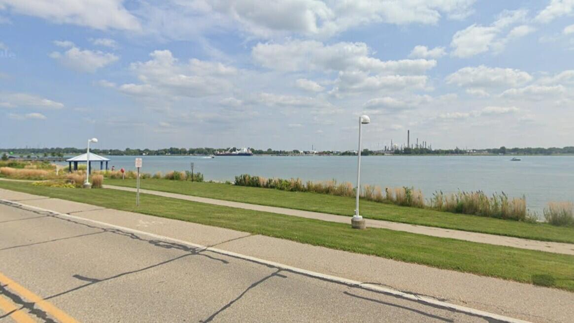 1660 River Road, Unit 43 Marysville, MI 48040 - Photo 3 of 20 Screenshot 2026-04-26 101558