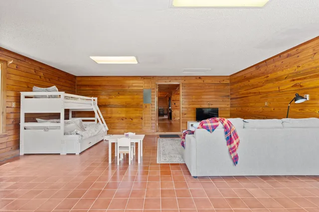 $639,000 | 210 Circle Road, Marble Falls, TX 78657