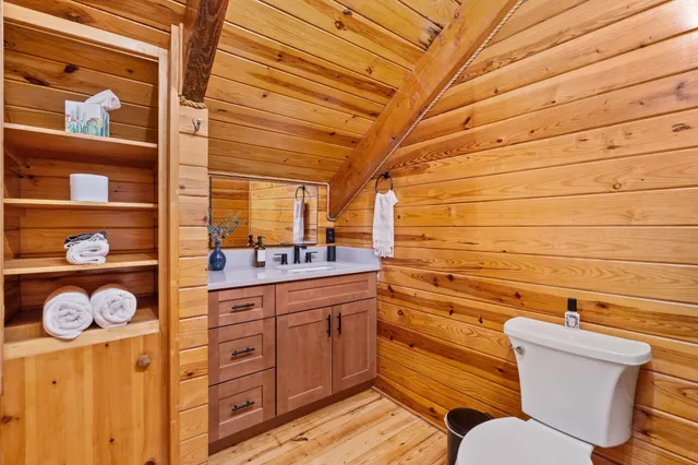 $639,000 | 210 Circle Road, Marble Falls, TX 78657