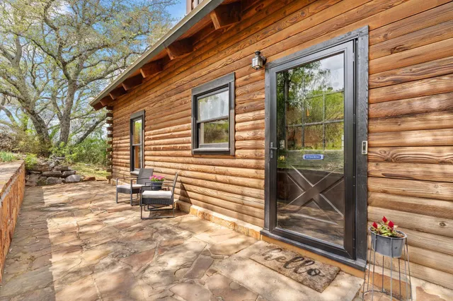 $639,000 | 210 Circle Road, Marble Falls, TX 78657