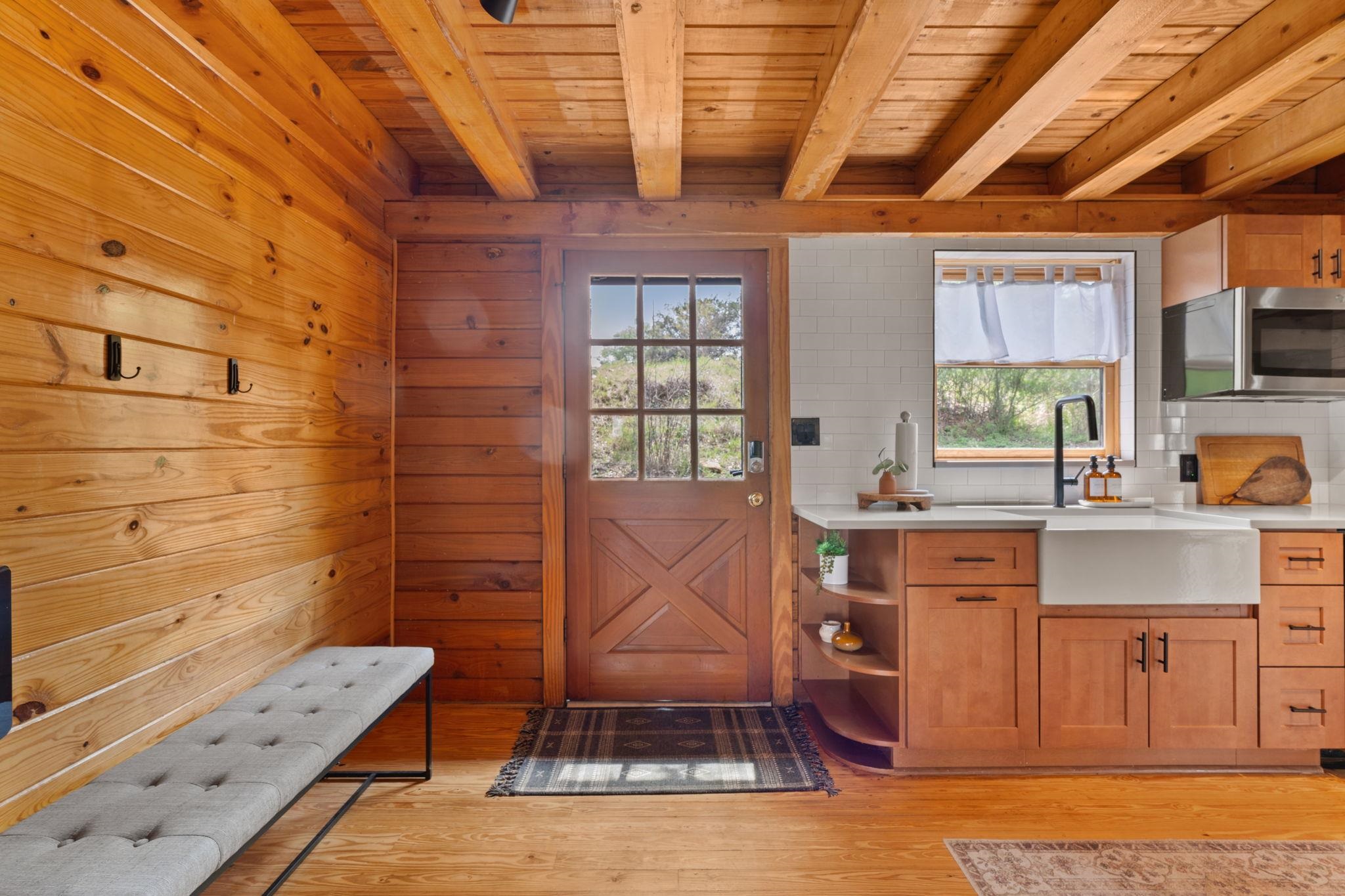 210 Circle Road Marble Falls, TX 78657 - Photo 6 of 30