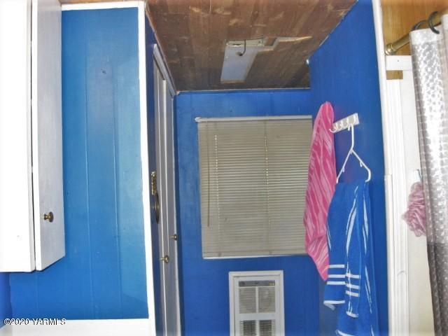 760 Lenseign Road Mabton, WA 98935 - Photo 14 of 16 a view of a door and brick walls