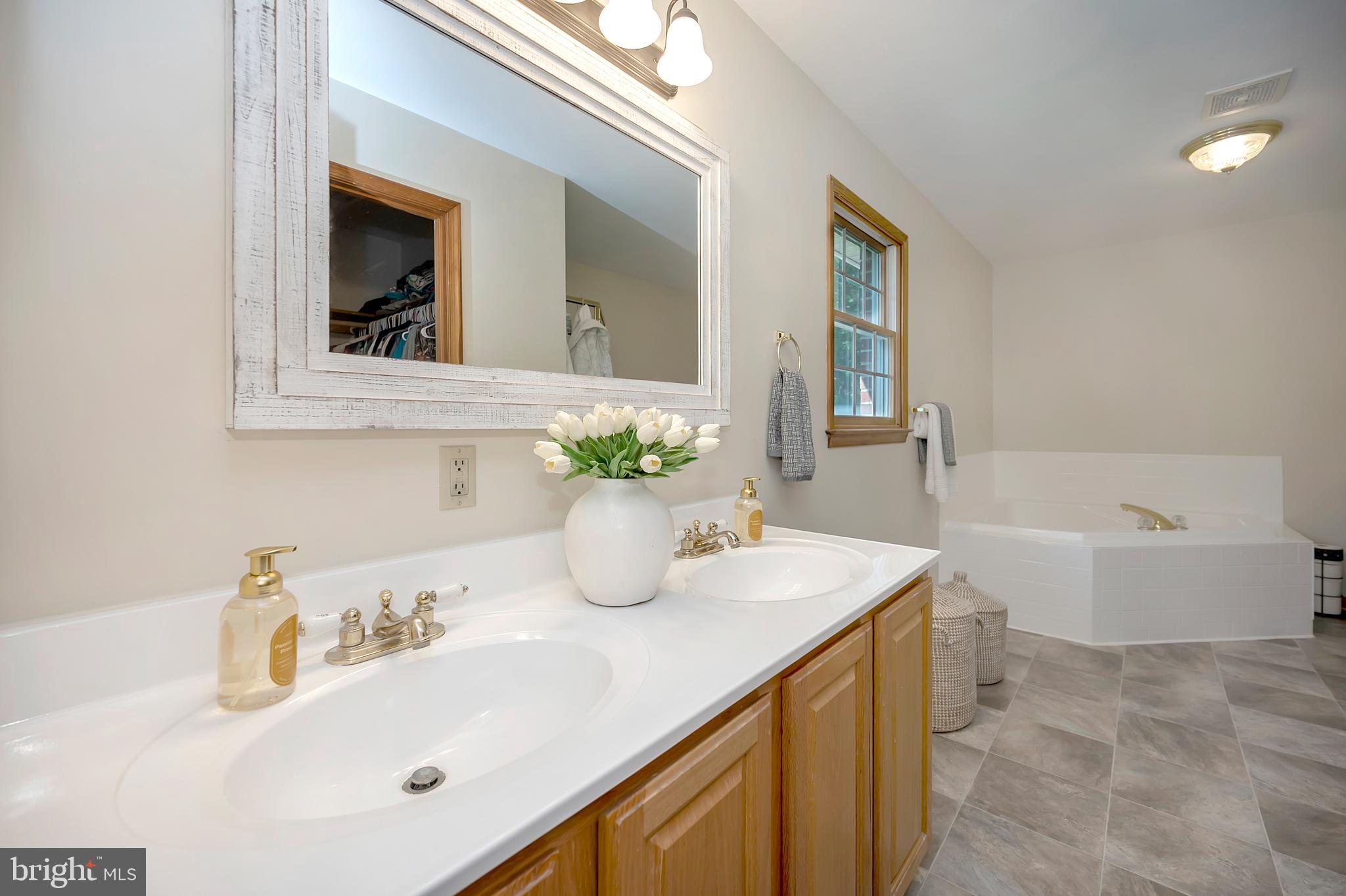 5901 Courthouse Road Spotsylvania, VA 22551 - Photo 33 of 67 Primary Bath