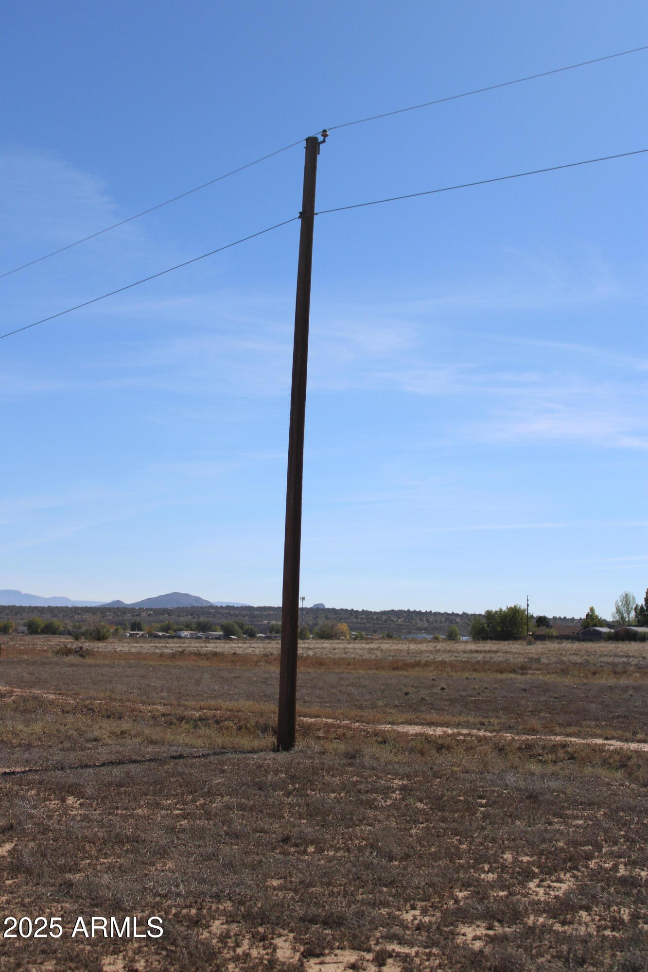 319 West Grand Canyon Road, Unit 604 Paulden, AZ 86334 - Photo 5 of 20 ELECTRICT RUNS IN THE BACK OF THE LOT