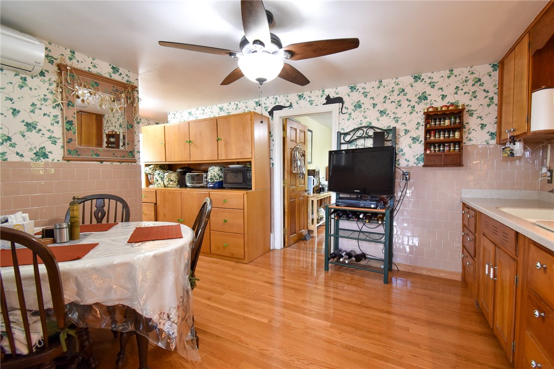 77 Ives Road Warwick, RI 02818 - Photo 12 of 37