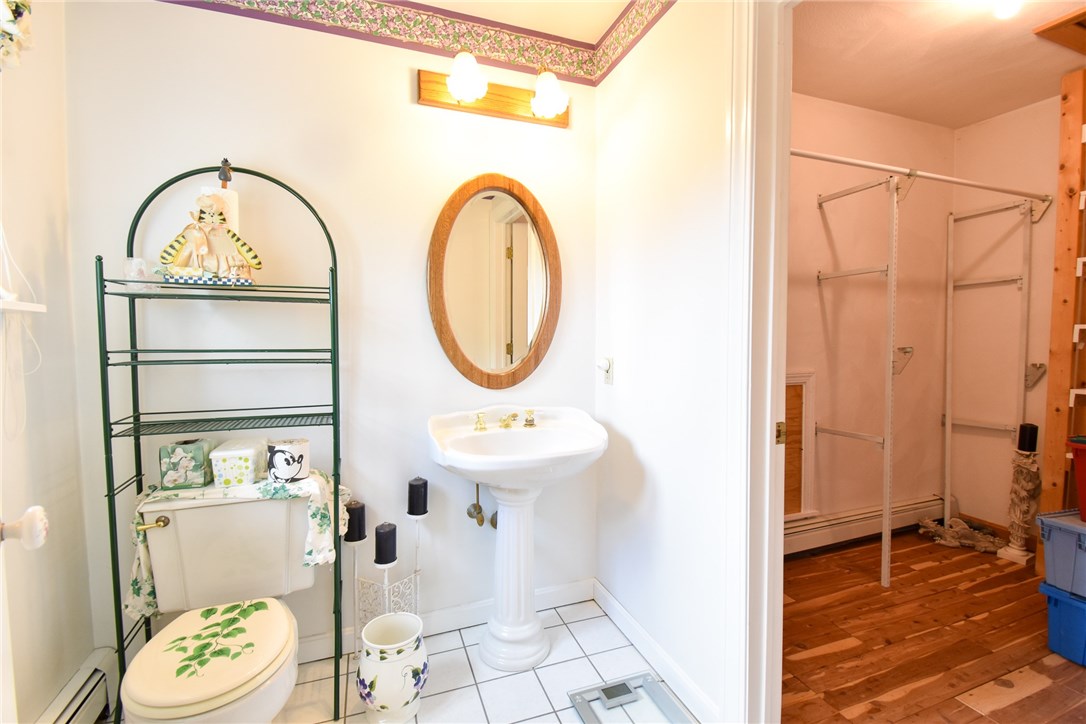 77 Ives Road Warwick, RI 02818 - Photo 21 of 37