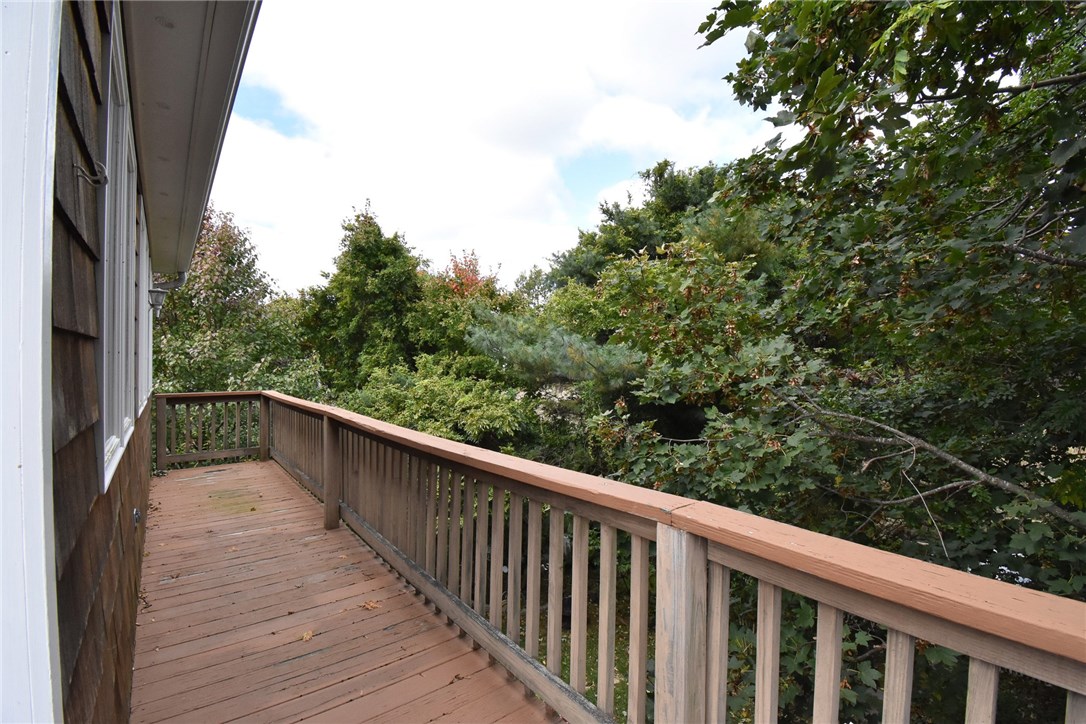 77 Ives Road Warwick, RI 02818 - Photo 25 of 37