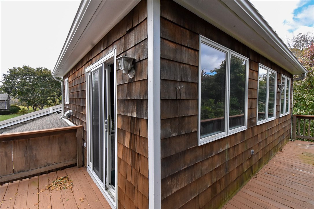 77 Ives Road Warwick, RI 02818 - Photo 26 of 37