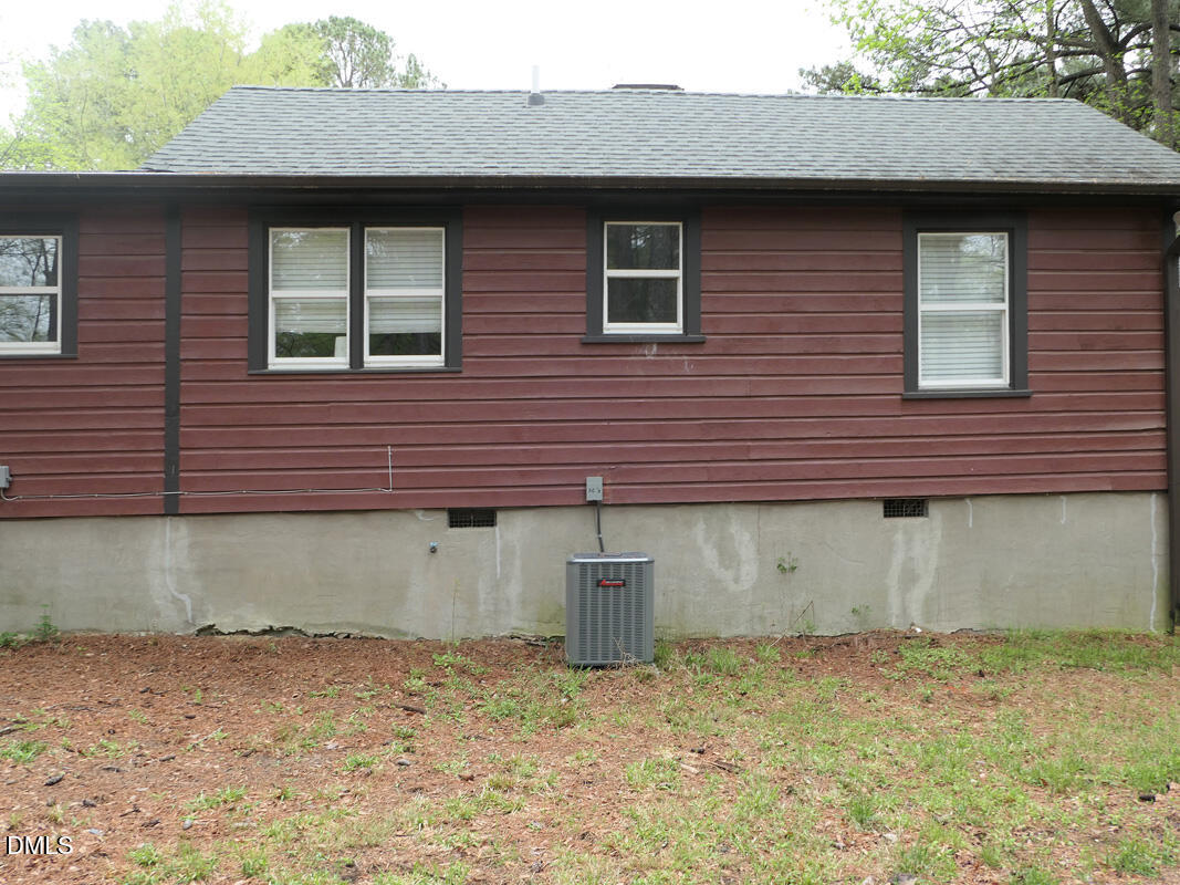 1724 Legion Road, Unit B Chapel Hill, NC 27517 - Photo 17 of 18 Rear view 2