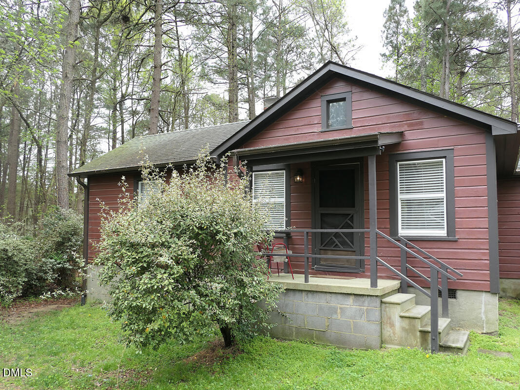 1724 Legion Road, Unit B Chapel Hill, NC 27517 - Photo 2 of 18 1724 B Legion 2