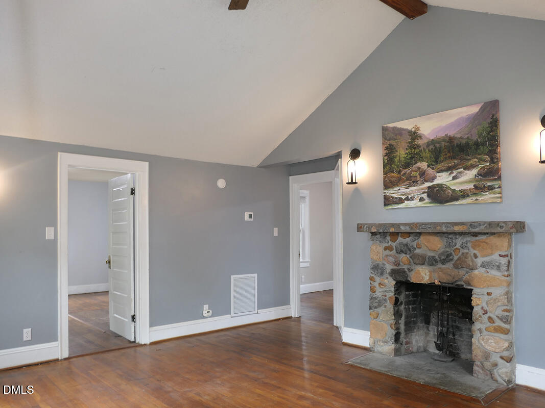 1724 Legion Road, Unit B Chapel Hill, NC 27517 - Photo 5 of 18 LR 3