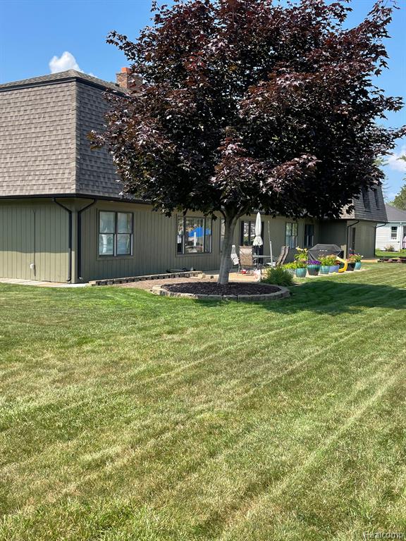 46070 Edgewater Street Chesterfield, MI 48047 - Photo 11 of 65