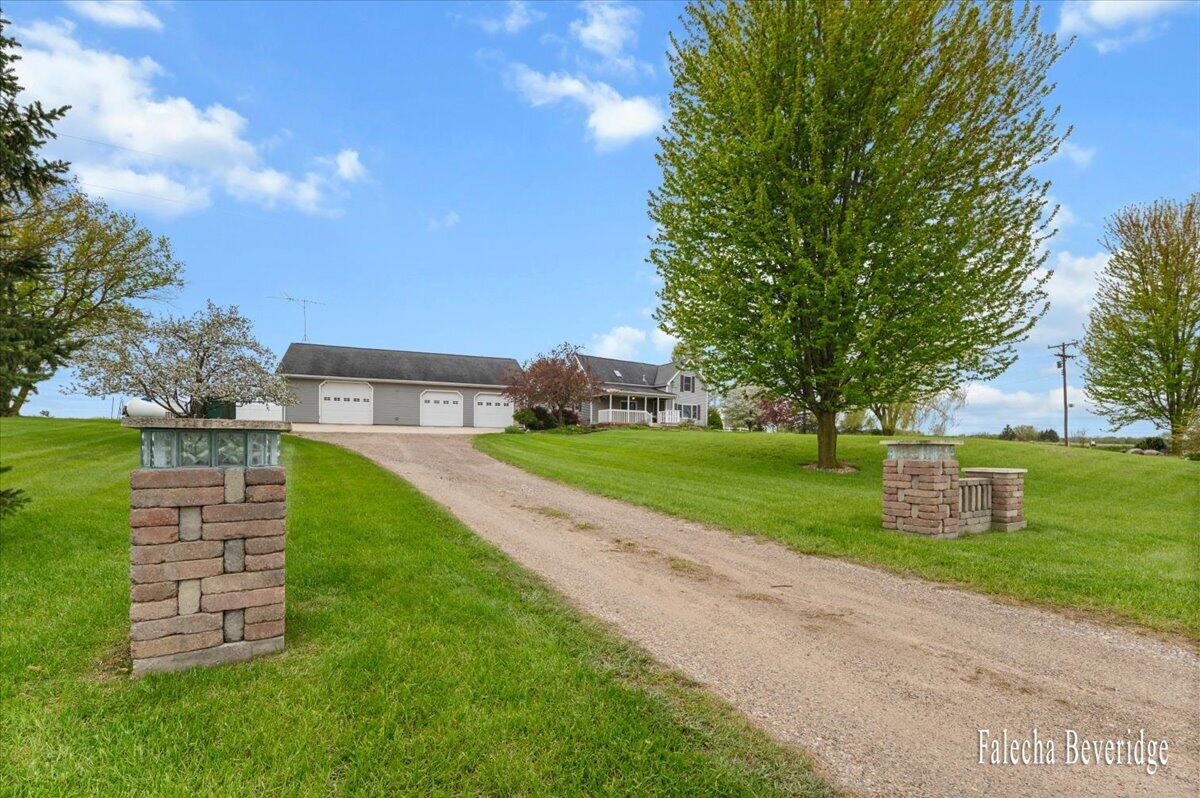 8022 East Vernon Road Clare, MI 48617 - Photo 11 of 44 Drive