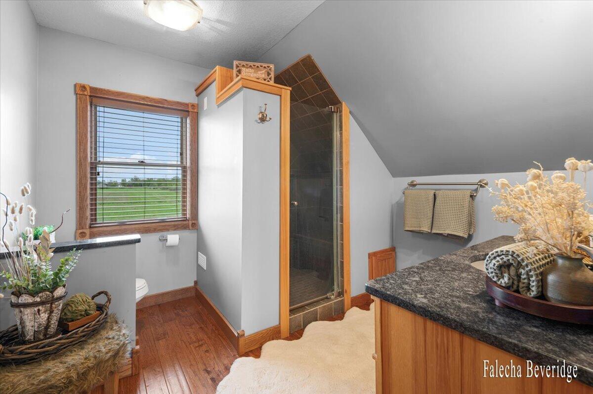 8022 East Vernon Road Clare, MI 48617 - Photo 37 of 44 Primary Bath