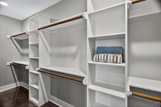 $379,000 | 5013 Northwest Derby Drive, Topeka, KS 66618