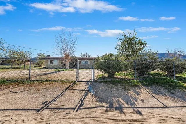 $210,000 | 49133 Manzanita Drive, Landers, CA 92285
