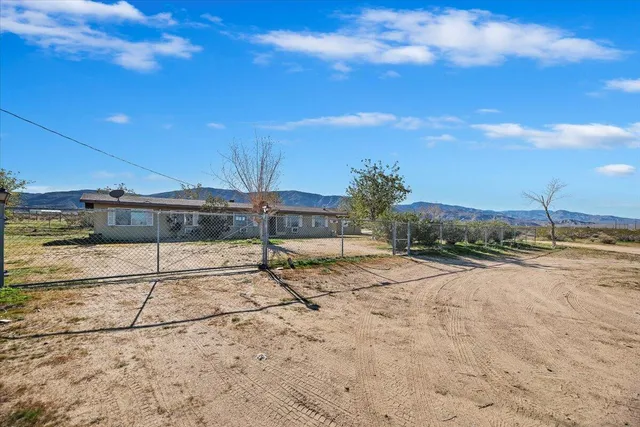 $210,000 | 49133 Manzanita Drive, Landers, CA 92285