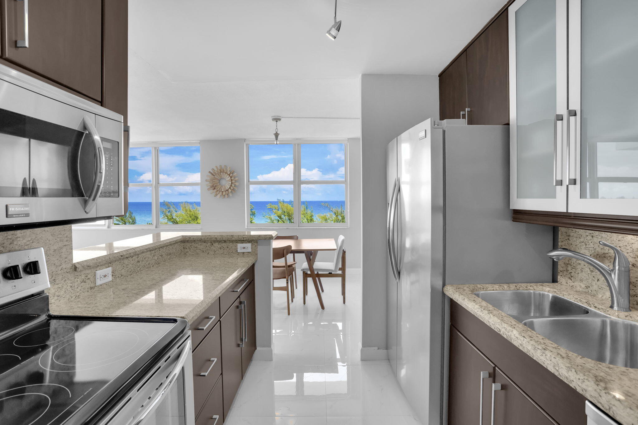 2121 North Ocean Boulevard, Unit 1008E Boca Raton, FL 33431 - Photo 8 of 25 Kitchen